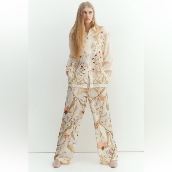 NWT H&M FLORAL-MOTIF SHIRT & PANTS - Picture 2 of 10